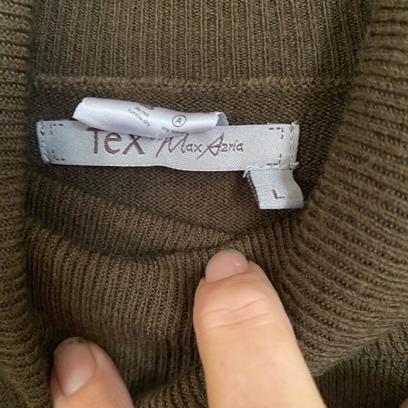 Max Azria Tunic Sweater/Sweater dress - Picture 2 of 6